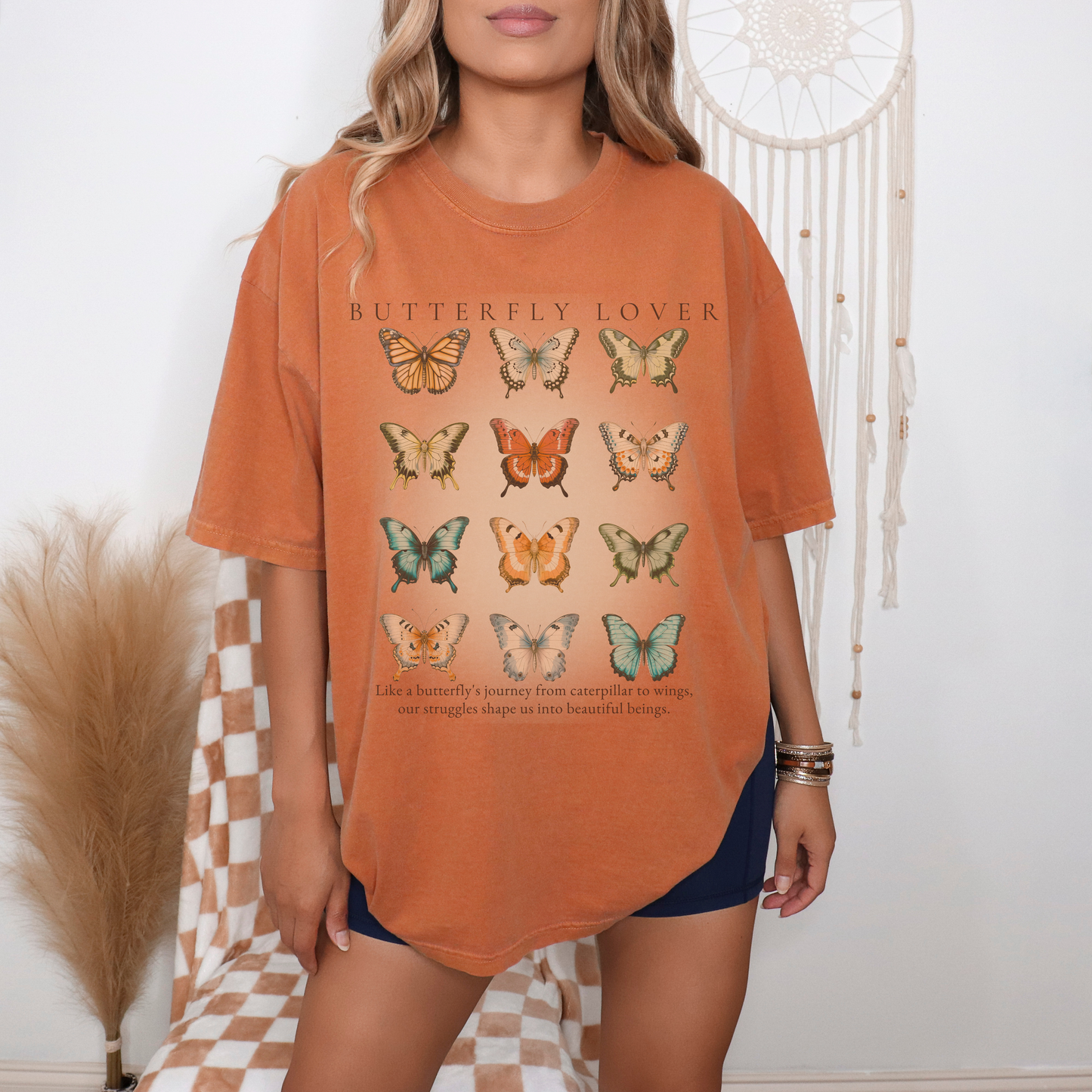 Butterfly Lover Graphic T-shirt Vintage Style Retro Comfort Colors Boho Hippie Shirts For Her Oversized Graphic Tee