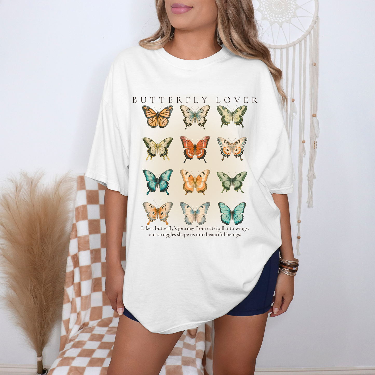 Butterfly Lover Graphic T-shirt Vintage Style Retro Comfort Colors Boho Hippie Shirts For Her Oversized Graphic Tee