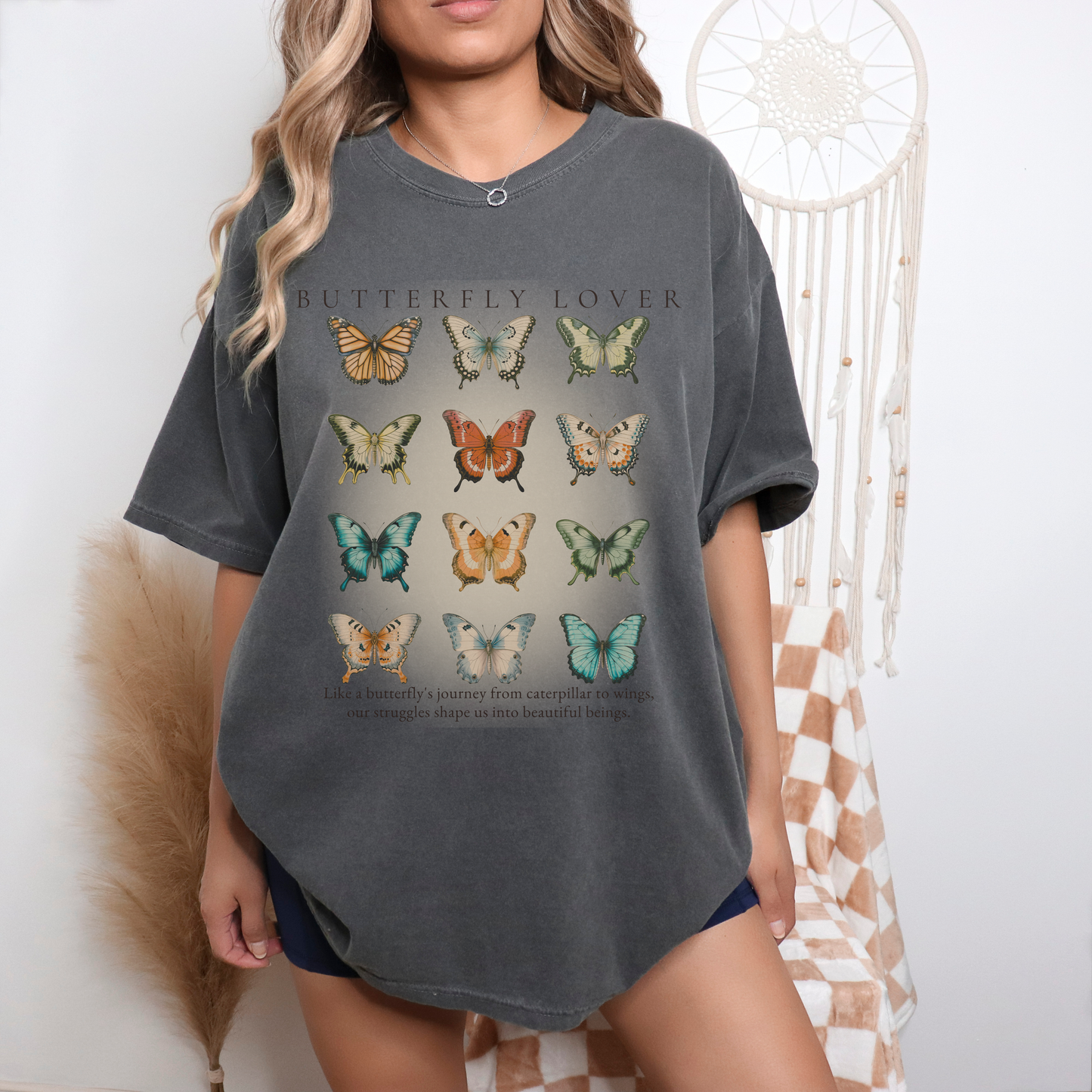 Butterfly Lover Graphic T-shirt Vintage Style Retro Comfort Colors Boho Hippie Shirts For Her Oversized Graphic Tee